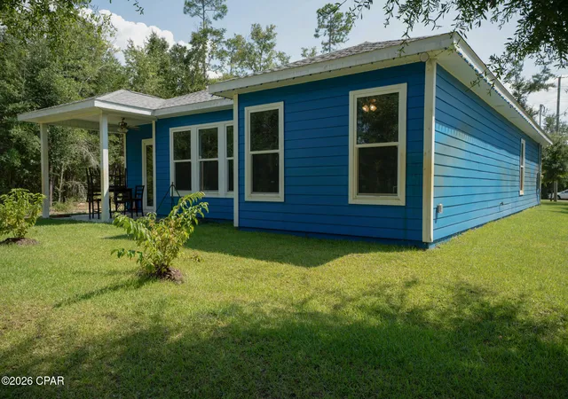 Photo 3 of Single family home for sale at 7031 Campflowers Rd, Youngstown, FL 32466 | MLS# 794476 | Listing updated on 2026-08-30
