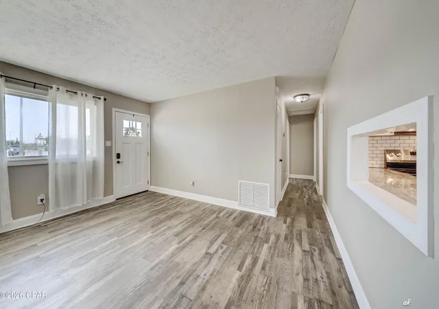 Photo 4 of Single family home for sale at 907 School Ave, Panama City, FL 32401 | MLS# 794498 | Listing updated on 2026-09-16