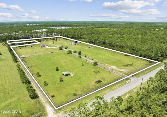 Photo 4 of Sale Pending at 9611 Steel Field Rd, Panama City Beach, FL 32413 | MLS# 794515 | Listing updated on 2026-09-01