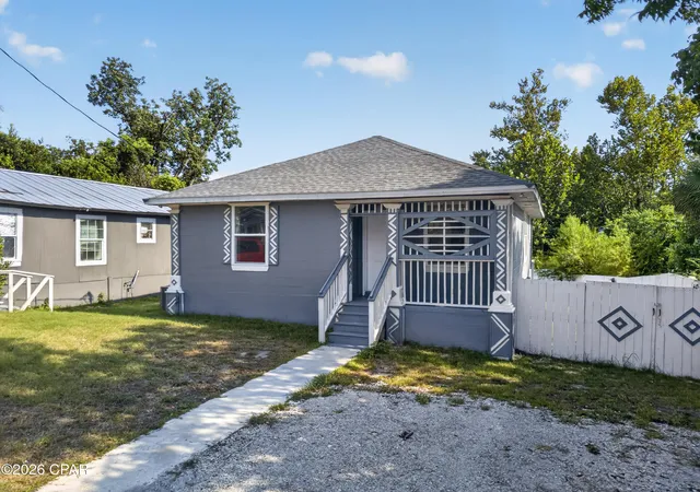 Photo 1 of Single family home for sale at 804 E 8th St, Panama City, FL 32401 | MLS# 794529 | Listing updated on 2026-09-10