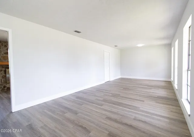 Photo 3 of Sale Pending at 6407 Heather Marie Ln, Panama City, FL 32404 | MLS# 794533 | Listing updated on 2026-09-07