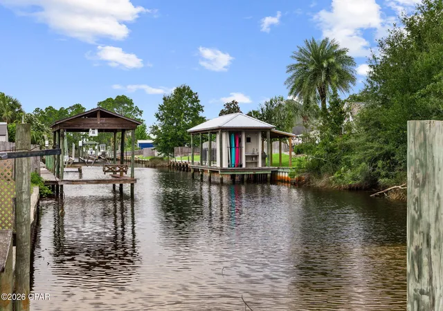 Photo 2 of Single family home for sale at 2004 Windjammer Dr, Lynn Haven, FL 32444 | MLS# 794536 | Listing updated on 2026-09-21