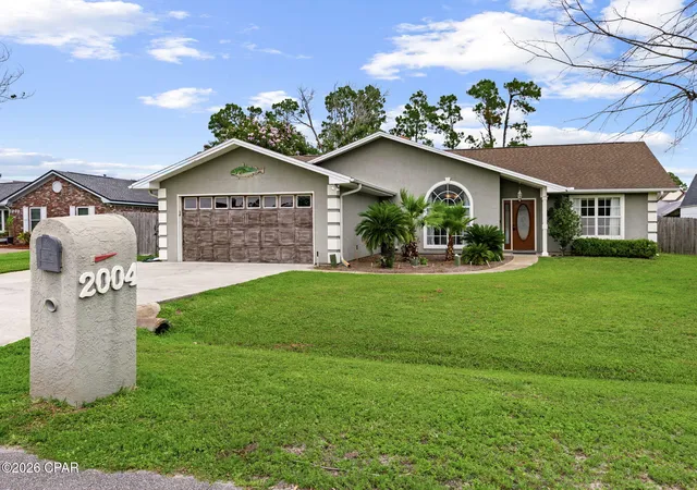 Photo 3 of Single family home for sale at 2004 Windjammer Dr, Lynn Haven, FL 32444 | MLS# 794536 | Listing updated on 2026-09-21