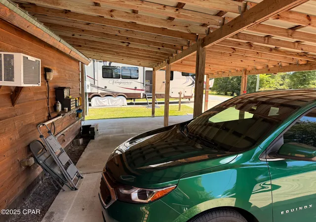 Photo 3 of Single family home for sale at 2678 Linda Ln, Alford, FL 32420 | MLS# 794539 | Listing updated on 2026-08-25