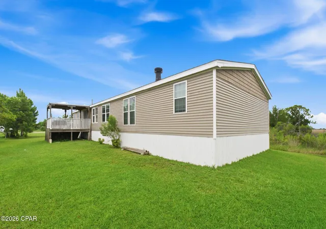 Photo 2 of Manufactured home for sale at 1532 Doty Cir, Panama City, FL 32404 | MLS# 794554 | Listing updated on 2026-08-31