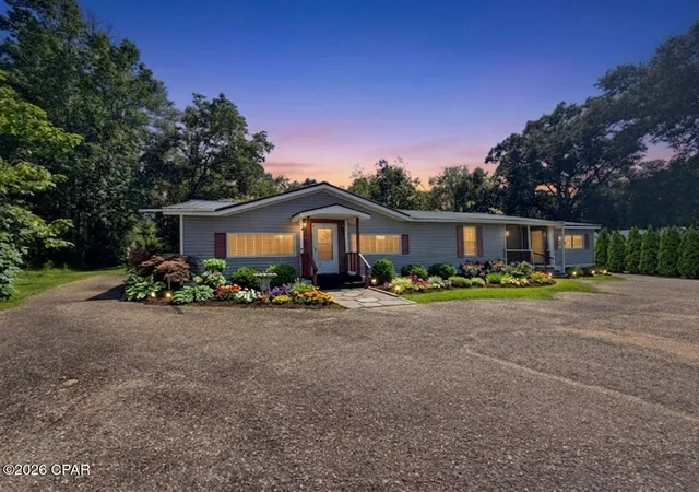 Photo 1 of Single family home for sale at 1049 W Hwy 90, Bonifay, FL 32425 | MLS# 794563 | Listing updated on 2026-08-26