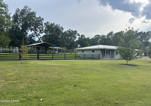 Photo 1 of Single family home for sale at 402 E Iowa Ave, Bonifay, FL 32425 | MLS# 794567 | Listing updated on 2026-09-28
