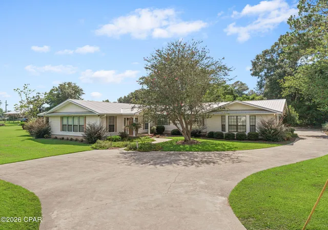 Single family home for sale at 620 4Th St, Chipley, FL 32428 | MLS# 794569