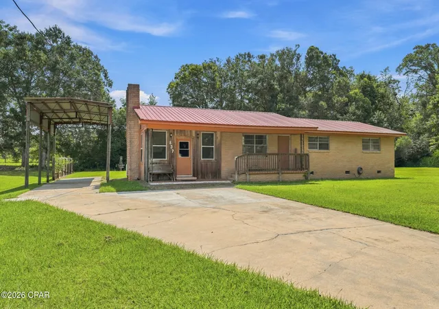 Photo 1 of Single family home for sale at 837 Maple St, Chipley, FL 32428 | MLS# 794577 | Listing updated on 2026-09-13
