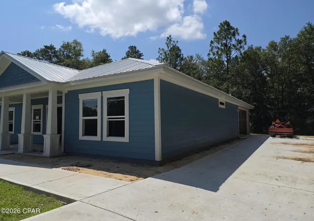 Photo 3 of Single family home for sale at 744 Magnolia Lake Dr, Defuniak Springs, FL 32433 | MLS# 794580 | Listing updated on 2026-08-26