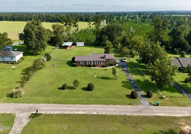 Photo 2 of Single family home for sale at 4658 Ridgecrest Dr, Marianna, FL 32446 | MLS# 794603 | Listing updated on 2026-08-27