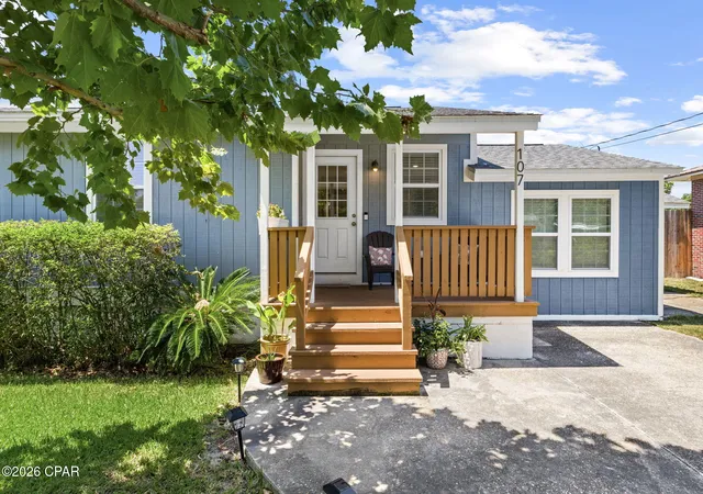 Photo 3 of Single family home for sale at 107 N Claire Dr, Panama City, FL 32401 | MLS# 794623 | Listing updated on 2026-09-14