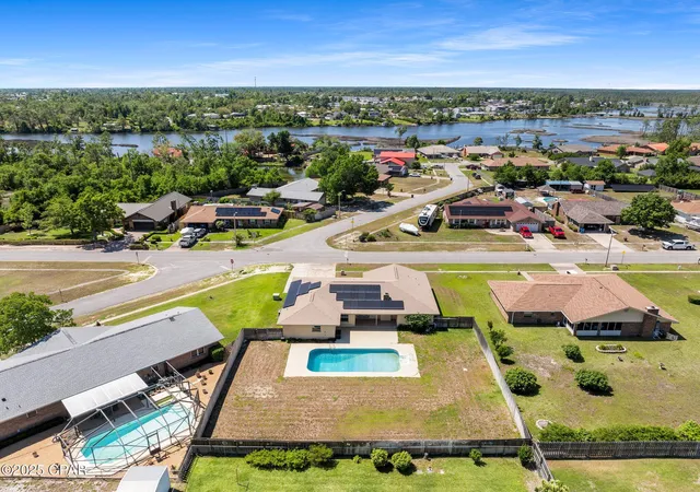 Photo 3 of Single family home for sale at 7936 Betty Louise Dr, Panama City, FL 32404 | MLS# 794657 | Listing updated on 2026-08-27