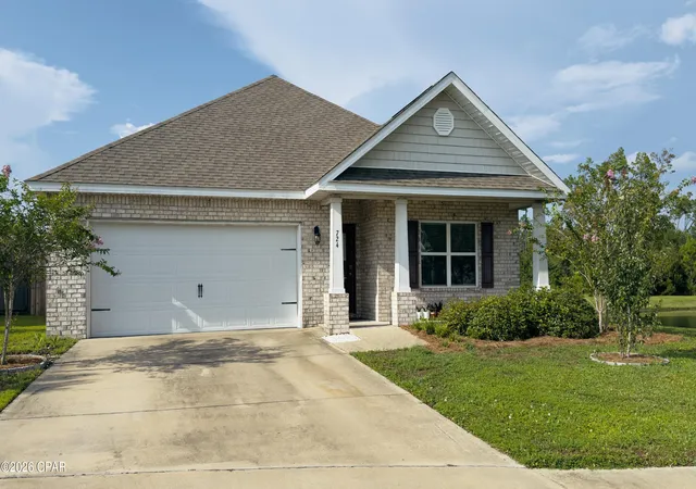 Photo 1 of Single family home for sale at 724 Cason Cir, Panama City, FL 32405 | MLS# 794707 | Listing updated on 2026-08-28