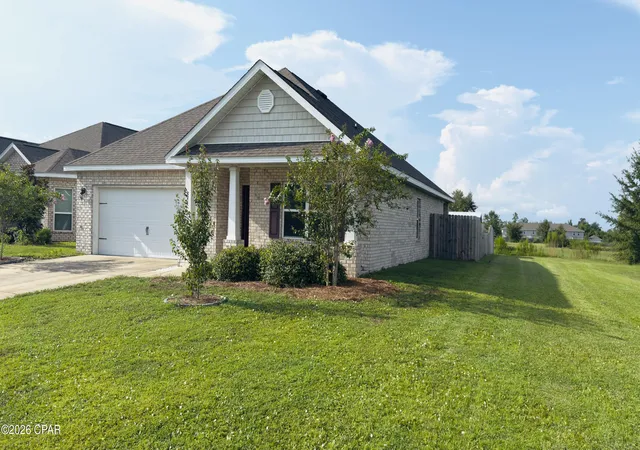 Photo 4 of Single family home for sale at 724 Cason Cir, Panama City, FL 32405 | MLS# 794707 | Listing updated on 2026-08-28