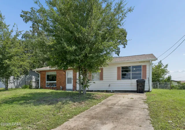 Photo 1 of Single family home for sale at 910 Nottingham Dr, Panama City, FL 32401 | MLS# 794717 | Listing updated on 2026-09-13
