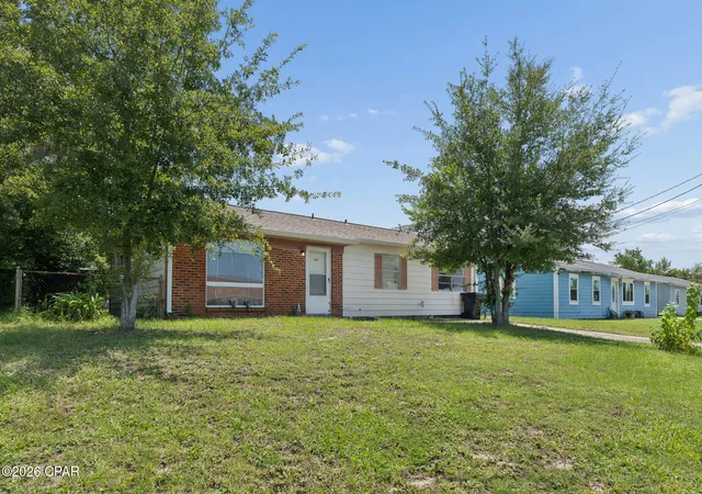 Photo 2 of Single family home for sale at 910 Nottingham Dr, Panama City, FL 32401 | MLS# 794717 | Listing updated on 2026-09-13