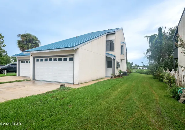 Photo 2 of Sale Pending at 7124 Singleton Cir #B, Panama City, FL 32404 | MLS# 794730 | Listing updated on 2026-08-30