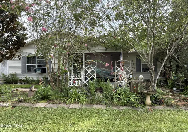Photo 1 of Single family home for sale at 221 John White Rd, Defuniak Springs, FL 32435 | MLS# 794770 | Listing updated on 2026-10-02
