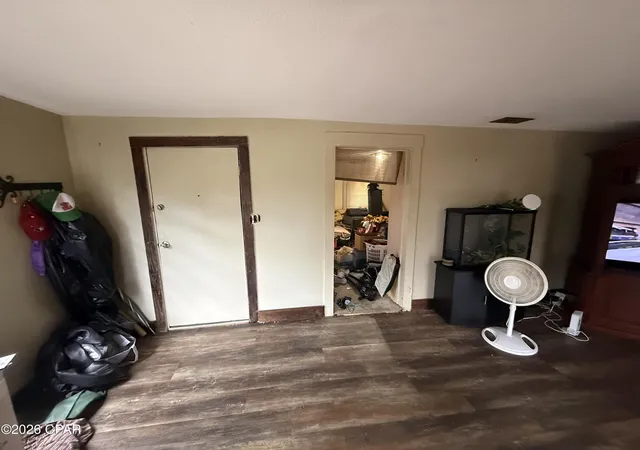 Photo 3 of Sale Pending at 1209 Oak Ave, Panama City, FL 32401 | MLS# 794772 | Listing updated on 2026-10-01