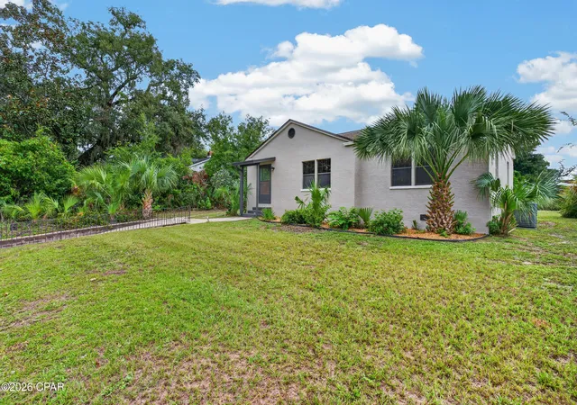 Photo 2 of Single family home for sale at 312 N Cove Blvd, Panama City, FL 32401 | MLS# 794800 | Listing updated on 2026-09-12