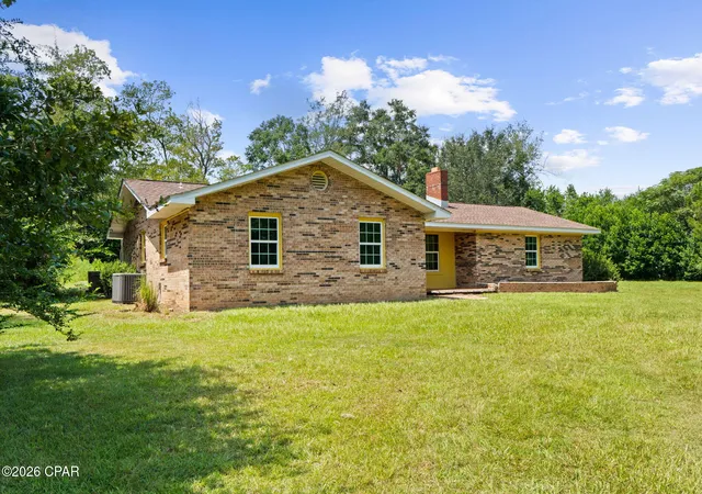 Photo 3 of Single family home for sale at 5953 Deerwood Dr, Malone, FL 32445 | MLS# 794833 | Listing updated on 2026-09-04