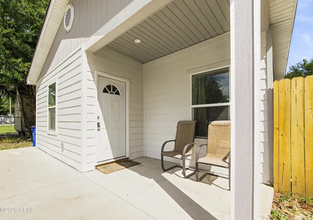 Photo 2 of Single family home for sale at 1003 E 8th Street, Panama City, FL 32401 | MLS# 794851 | Listing updated on 2026-09-12