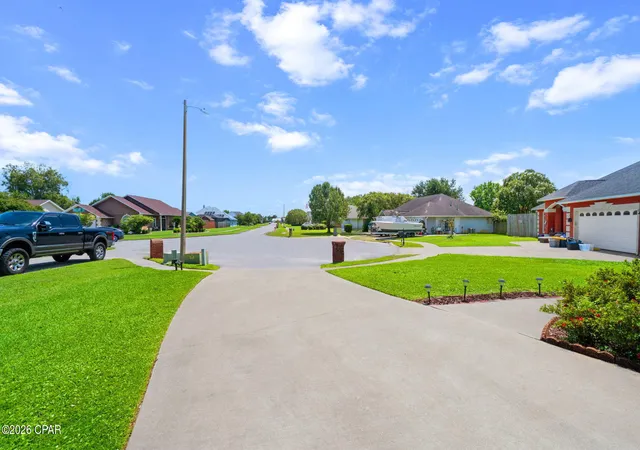 Photo 3 of Sale Pending at 815 Mallory Dr, Panama City, FL 32405 | MLS# 794862 | Listing updated on 2026-09-04