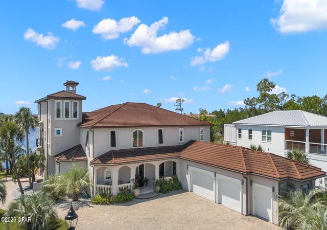Photo 1 of Single family home for sale at 550 Wahoo Rd, Panama City, FL 32408 | MLS# 794863 | Listing updated on 2026-09-16