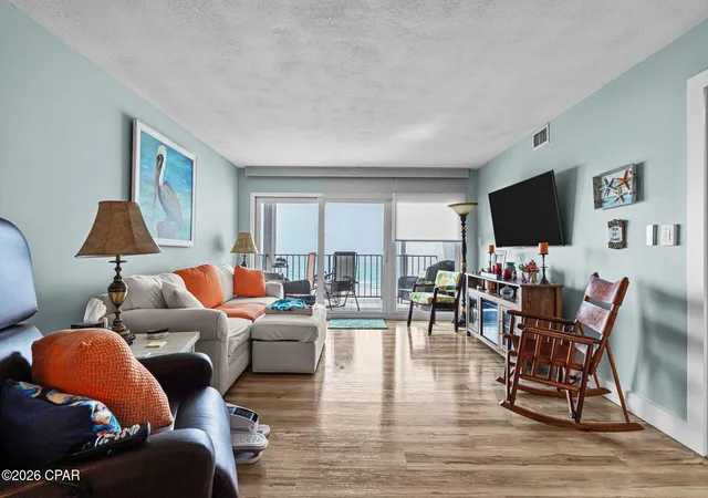 Listing Photo 5 - Condo for sale in building located at 8815 Thomas Dr, Panama City, FL 32408 - Unit #503