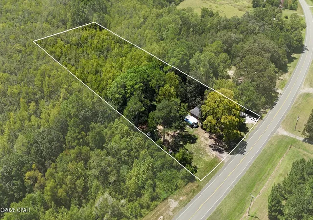 Photo 4 of Single family home for sale at 3006 Highway 2, Bonifay, FL 32425 | MLS# 794887 | Listing updated on 2026-09-02