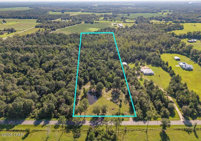 Photo 3 of Sale Pending at 5274 Smokey Rd, Graceville, FL 32440 | MLS# 794889 | Listing updated on 2026-09-22