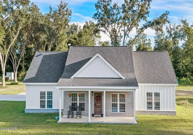 Photo 1 of Single family home for sale at 1915 Us Hwy 90, Cottondale, FL 32431 | MLS# 794895 | Listing updated on 2026-09-16