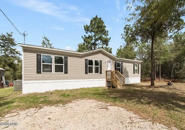 Photo 2 of Manufactured home for sale at 188 Pinetree Ln, Defuniak Springs, FL 32433 | MLS# 794927 | Listing updated on 2026-09-02