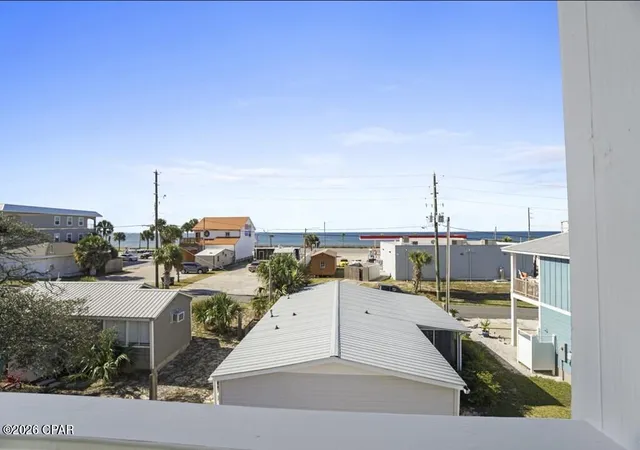 Photo 4 of House for sale at 717 Fortner Ave, Mexico Beach, FL 32456 | MLS# 794974 | Listing updated on 2026-09-03