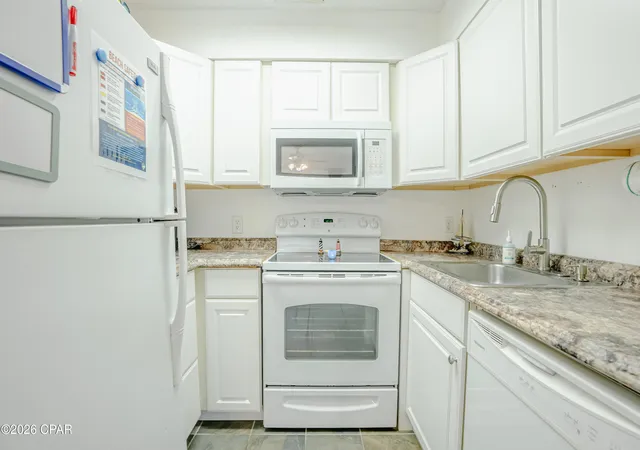 Photo 3 of Condo for sale at 4114 Holiday Dr #18, Panama City, FL 32408 | MLS# 795039 | Listing updated on 2026-09-09