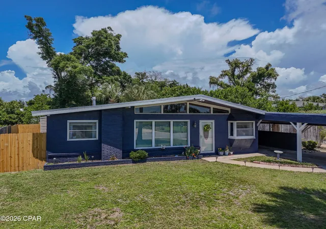 Photo 3 of Single family home for sale at 1204 W 12th Street, Panama City, FL 32401 | MLS# 795050 | Listing updated on 2026-09-08