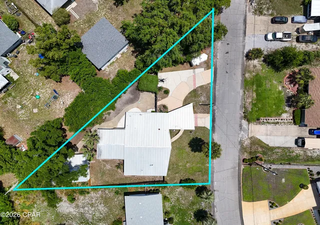 Photo 3 of Single family home for sale at 1204 W 12th Street, Panama City, FL 32401 | MLS# 795050 | Listing updated on 2026-09-08