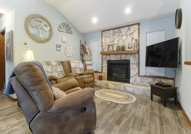Photo 4 of Single family home for sale at 2924 Paradise Lakes Rd, Chipley, FL 32428 | MLS# 795060 | Listing updated on 2026-09-09
