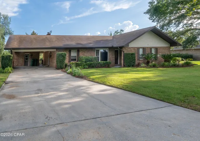 Photo 3 of Sale Pending at 2630 Ferol Ln, Lynn Haven, FL 32444 | MLS# 795069 | Listing updated on 2026-09-28