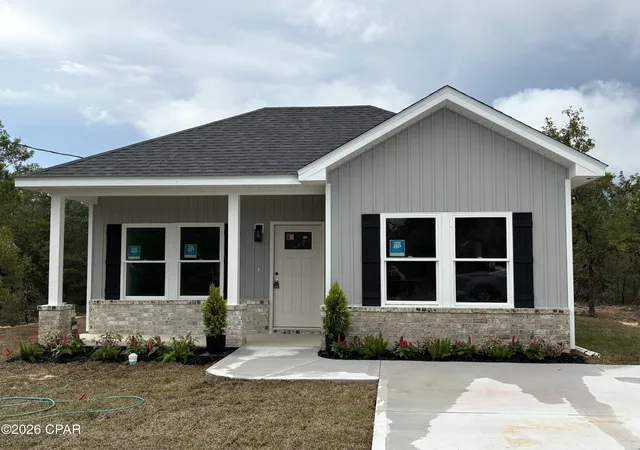 Photo 1 of Single family home for sale at 3782 Airmont Dr, Chipley, FL 32428 | MLS# 795086 | Listing updated on 2026-09-06
