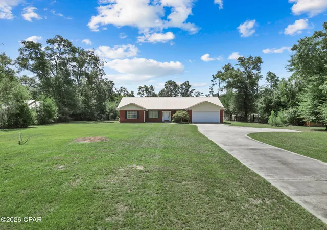 Photo 4 of Single family home for sale at 5106 Presidents Cir, Marianna, FL 32446 | MLS# 795095 | Listing updated on 2026-09-06