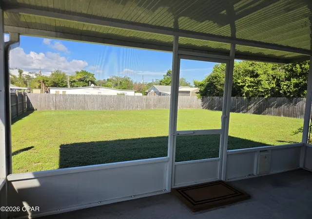 Photo 4 of Sale Pending at 1111 Clay Ave, Panama City, FL 32401 | MLS# 795106 | Listing updated on 2026-09-10
