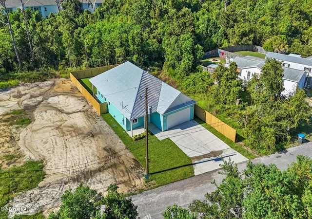 Photo 3 of Single family home for sale at 4305 Catherine St, Panama City, FL 32408 | MLS# 795144 | Listing updated on 2026-09-09