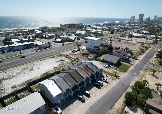 Photo 3 of Townhouse for sale at 8015 Beach Dr, Panama City, FL 32408 | MLS# 795162 | Listing updated on 2026-09-08