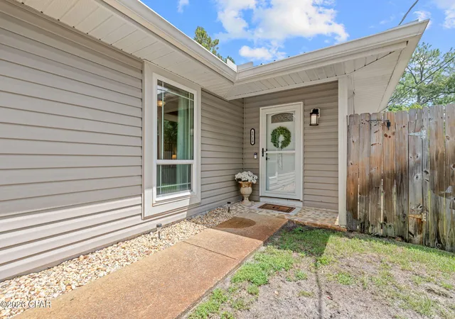 Photo 4 of Sale Pending at 1718 Palmetto Ave, Panama City, FL 32401 | MLS# 795173 | Listing updated on 2026-09-11
