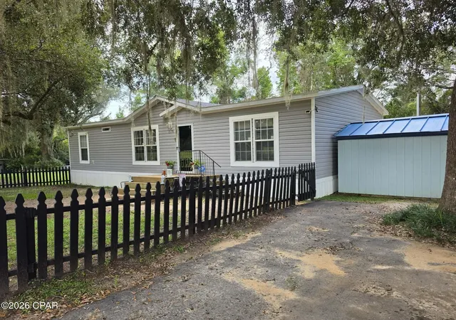 Photo 2 of Sale Pending at 2377 Phillips Rd, Cottondale, FL 32431 | MLS# 795228 | Listing updated on 2026-09-20