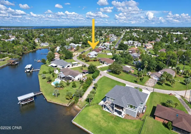 Photo 3 of Single family home for sale at 705 W 8th Street Cir, Lynn Haven, FL 32444 | MLS# 795244 | Listing updated on 2026-09-27