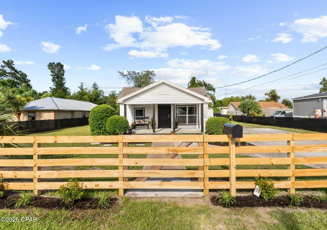 Photo 3 of Sale Pending at 319 Harlem Ave, Panama City, FL 32401 | MLS# 795261 | Listing updated on 2026-09-16