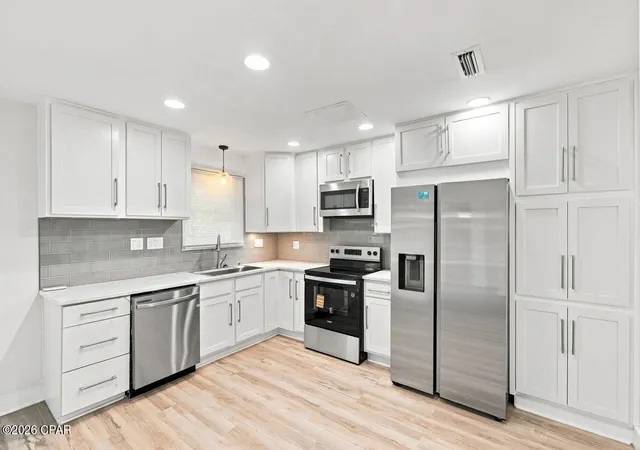 Photo 4 of Single family home for sale at 205 Greenwood Dr, Panama City Beach, FL 32407 | MLS# 795262 | Listing updated on 2026-09-11